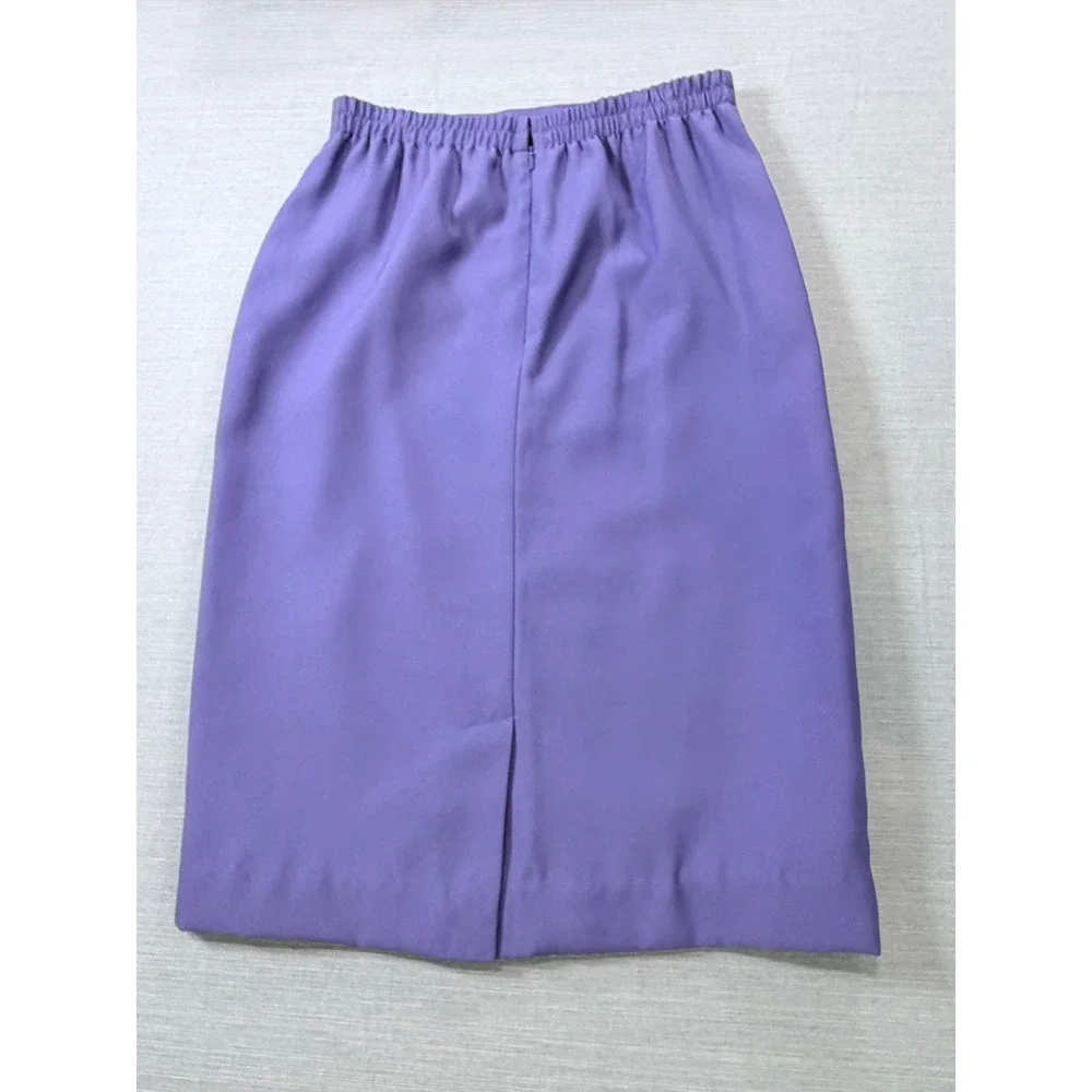 VTG Leslie Fay Petite Purple Skirt Suit Floral Embroidered 2 Piece Set 8P